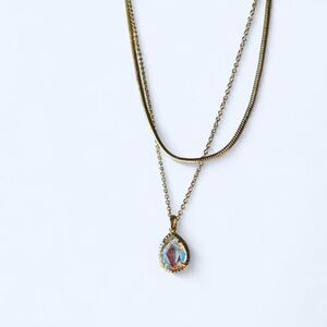 Kendra Scott Double Layered Gold Chain Necklace with Iridescent Pendant